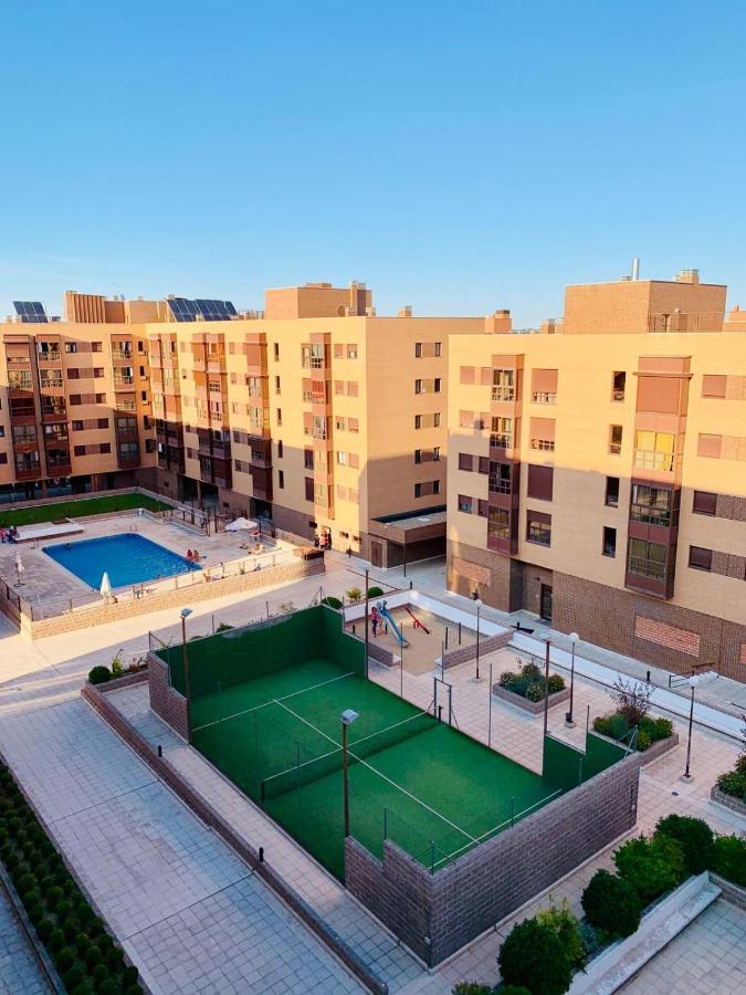 Apartment Madrid Barajas Exteriér fotografie